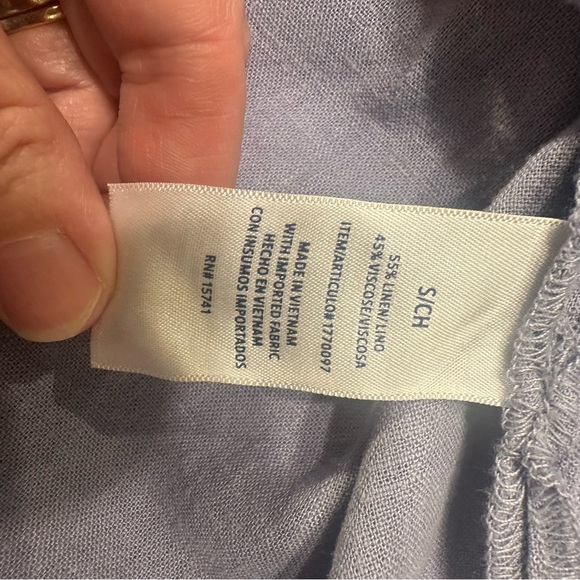 Splendid‎ Light Blue Linen Blend Blouse - Picture 8 of 9